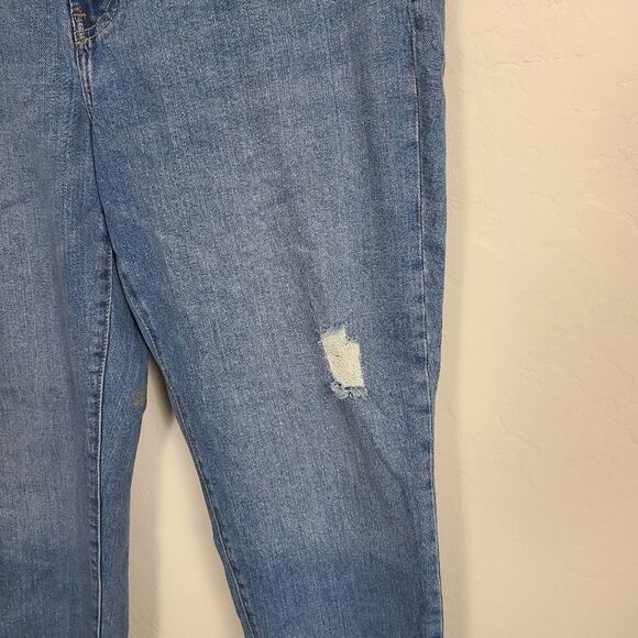 Old Navy High Rise O.G. Straight Secret Smooth Pockets Distressed Jeans Size 14 - Picture 10 of 15